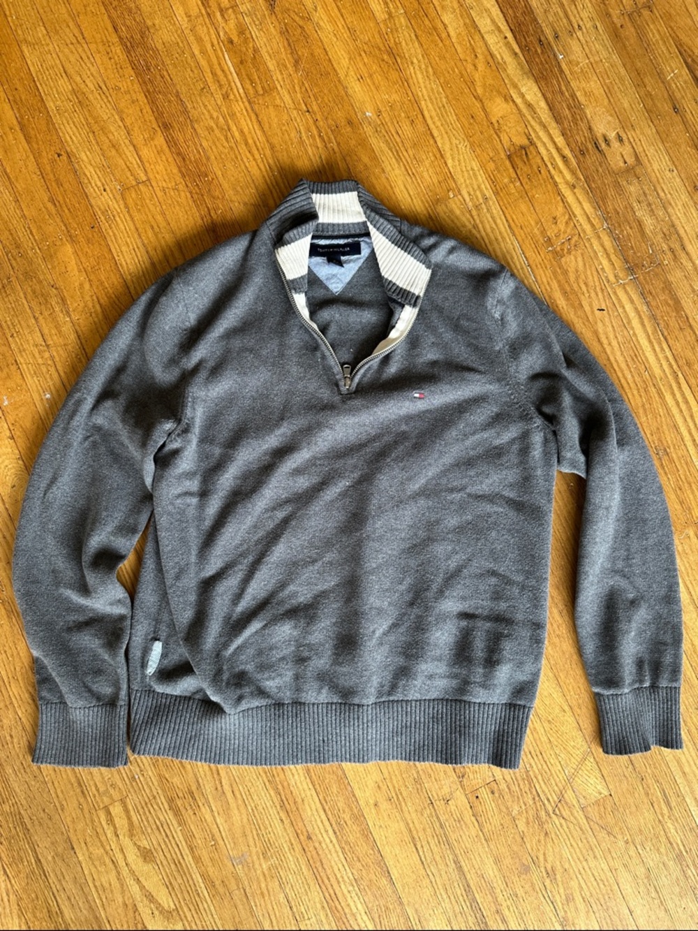 Tommy Hilfiger Men's Gray Half-Zip Sweater with Striped Collar Quarter Zip